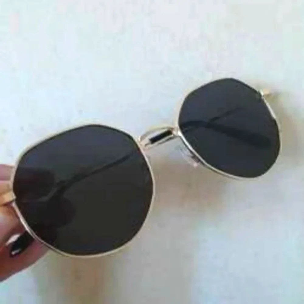 New Large Unisex Stylish Shades!